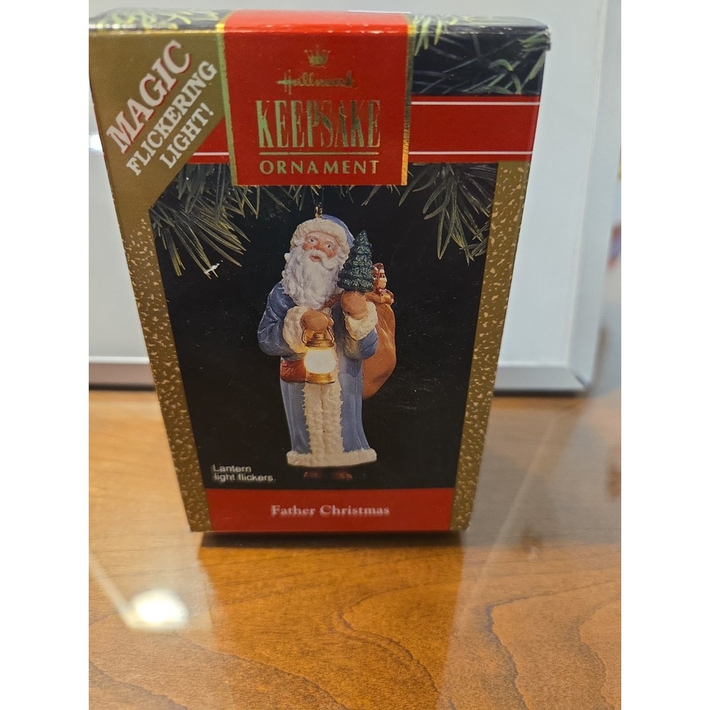 Hallmark 1991 Father Christmas Magic Flickering Light Ornament QLX714-7
